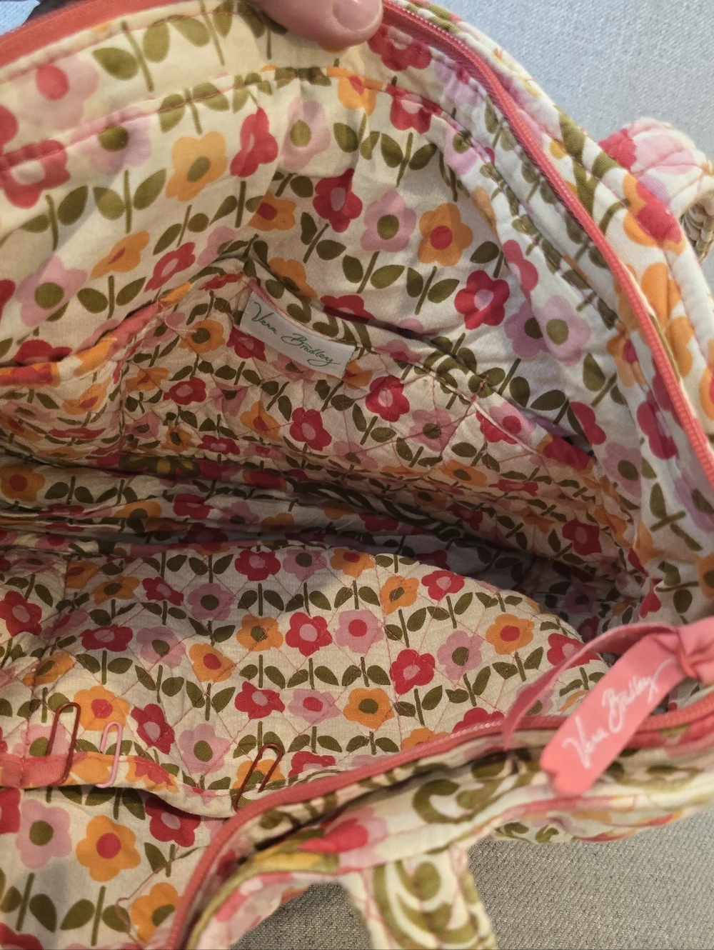 Vera Bradley Tote - Picture 4 of 7